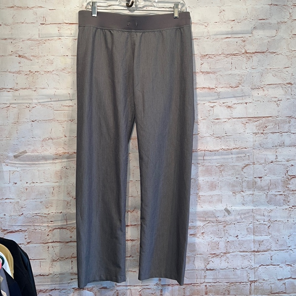 Figs Livingston basic scrub Grey graphite pockets elastic waistband straight leg